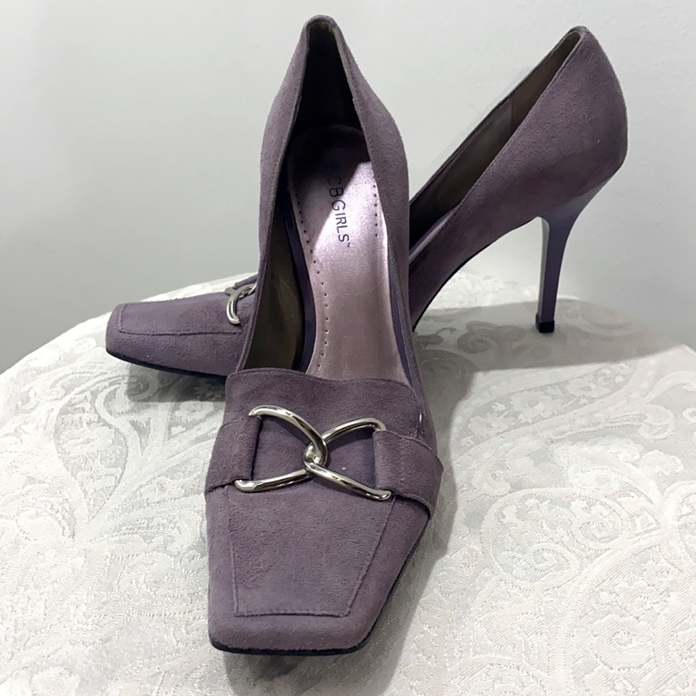 Host Pick!! BCBGGirls Jasmin lavender suede pumps 8